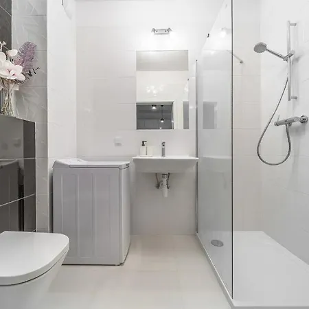 Oxygen Wronia - Browary Warszawskie - P&o Serviced * ワルシャワ