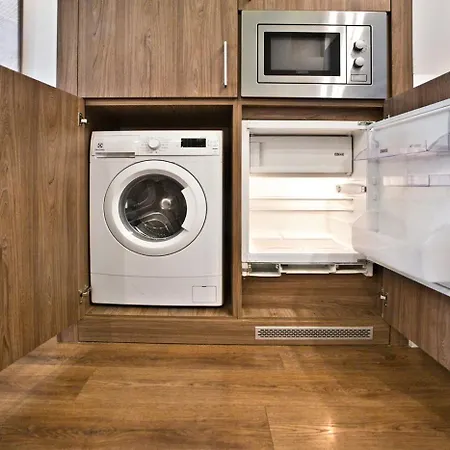 Oxygen Wronia - Browary Warszawskie - P&o Serviced * ורשה